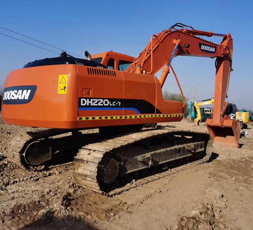 Doosan DH220LC-7 - Bager gusjeničar: slika Doosan DH220LC-7 - Bager gusjeničar Doosan DH220LC-7 - Bager gusjeničar: slika Doosan DH220LC-7 - Bager gusjeničar