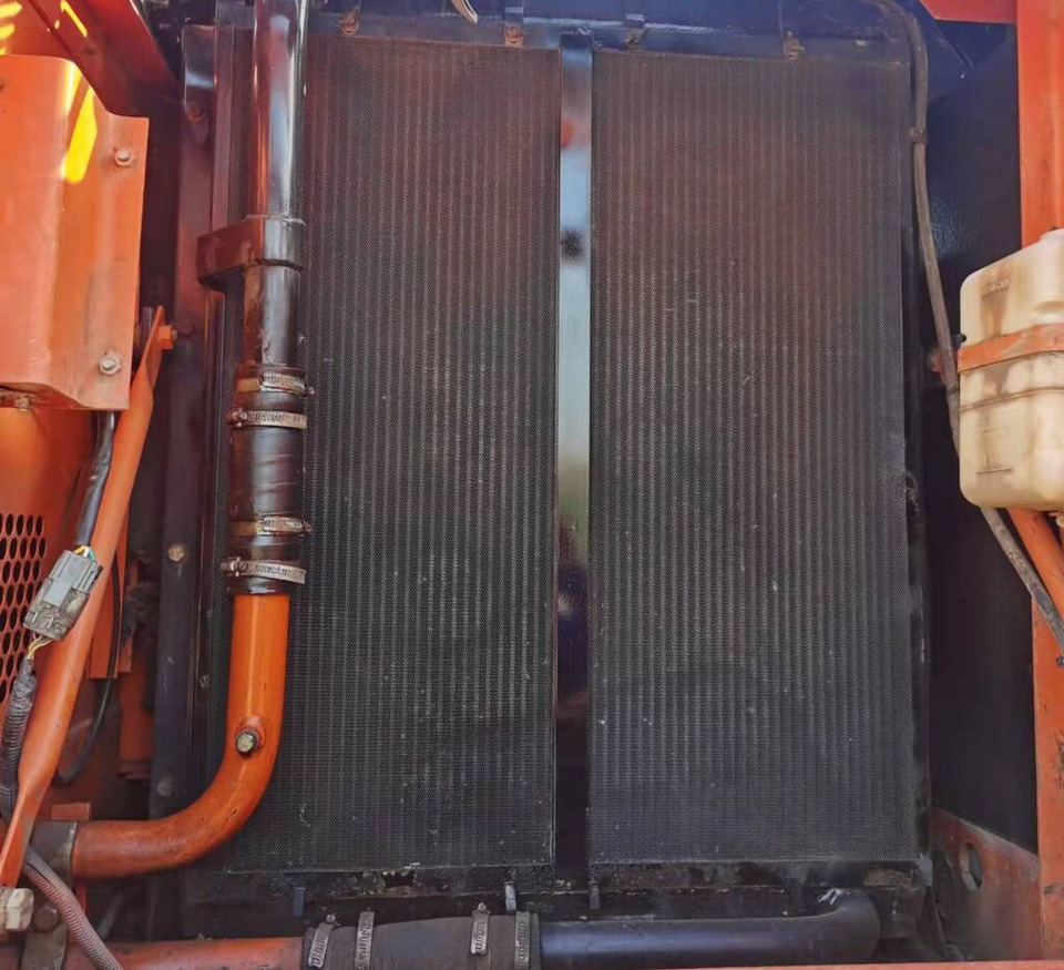 Doosan DH220LC-7 - Bager gusjeničar: slika Doosan DH220LC-7 - Bager gusjeničar Doosan DH220LC-7 - Bager gusjeničar: slika Doosan DH220LC-7 - Bager gusjeničar