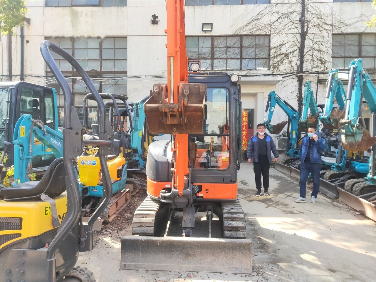 Hitachi ZX30 - Mini bager: slika Hitachi ZX30 - Mini bager Hitachi ZX30 - Mini bager: slika Hitachi ZX30 - Mini bager