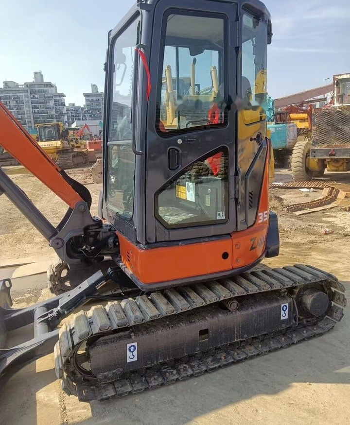 Hitachi ZX35-5A - Mini bager: slika Hitachi ZX35-5A - Mini bager Hitachi ZX35-5A - Mini bager: slika Hitachi ZX35-5A - Mini bager