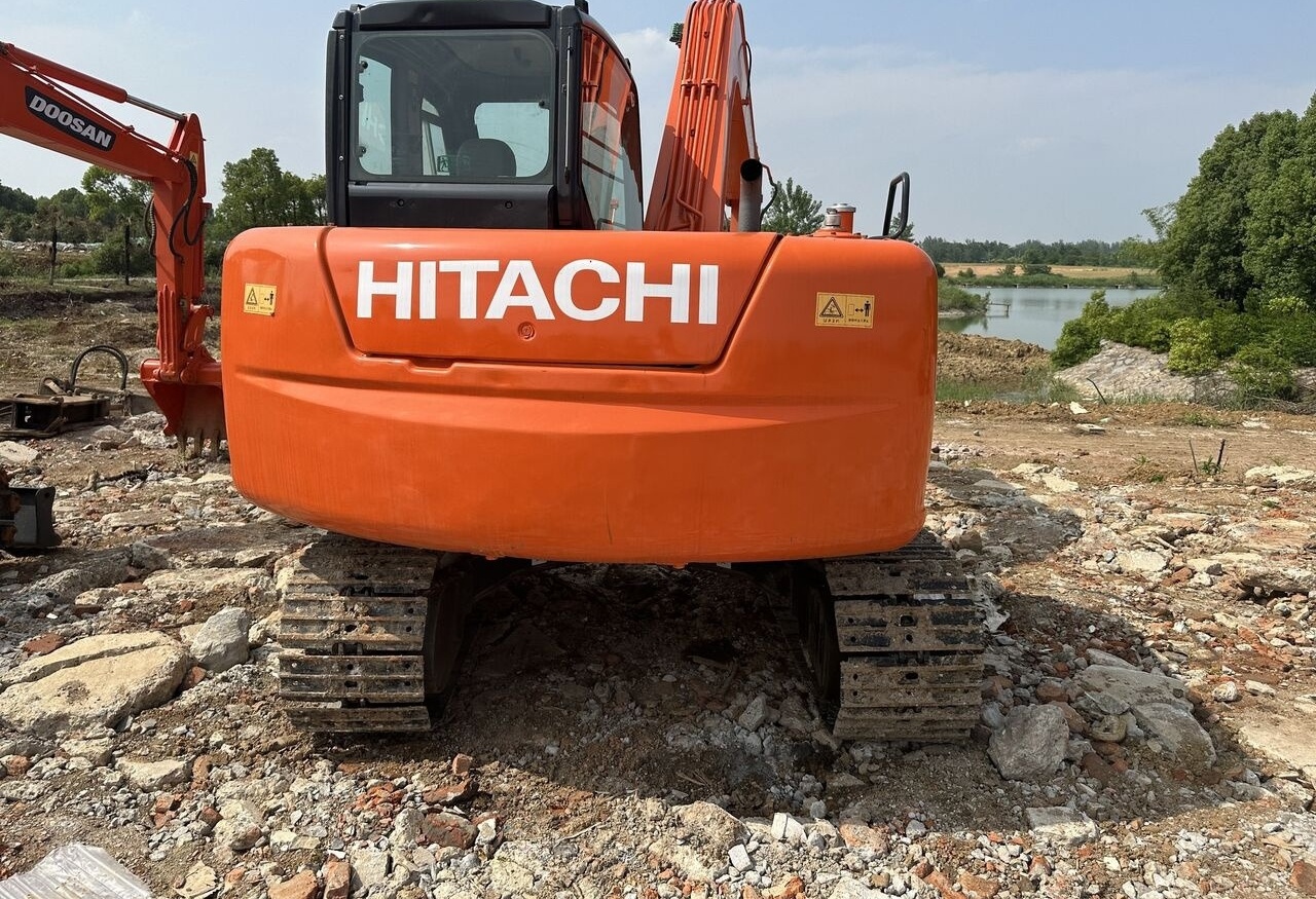 Hitachi ZX70 - Mini bager: slika Hitachi ZX70 - Mini bager Hitachi ZX70 - Mini bager: slika Hitachi ZX70 - Mini bager