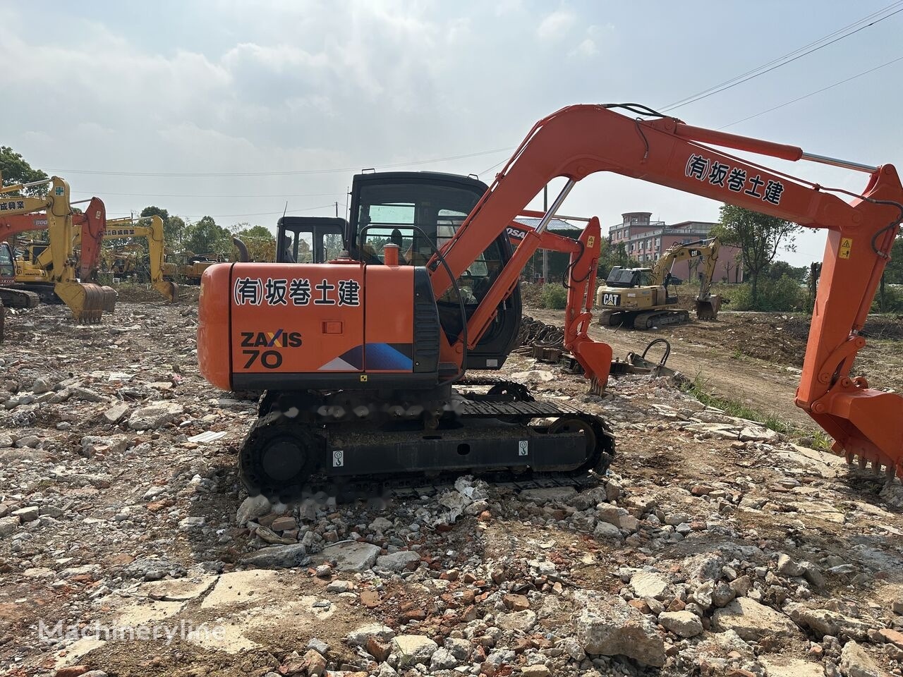 Hitachi ZX70 - Mini bager: slika Hitachi ZX70 - Mini bager Hitachi ZX70 - Mini bager: slika Hitachi ZX70 - Mini bager
