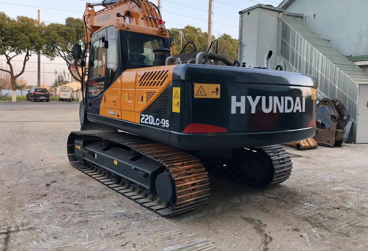 Hyundai 220LC-9S - Bager gusjeničar: slika Hyundai 220LC-9S - Bager gusjeničar Hyundai 220LC-9S - Bager gusjeničar: slika Hyundai 220LC-9S - Bager gusjeničar