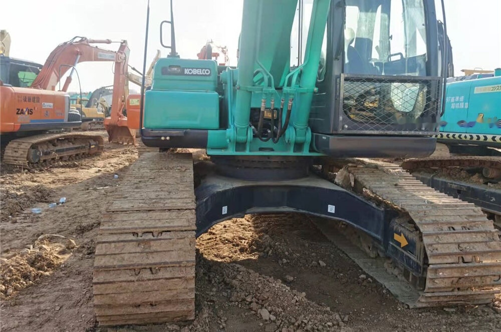 Kobelco SK200LC - Bager gusjeničar: slika Kobelco SK200LC - Bager gusjeničar Kobelco SK200LC - Bager gusjeničar: slika Kobelco SK200LC - Bager gusjeničar
