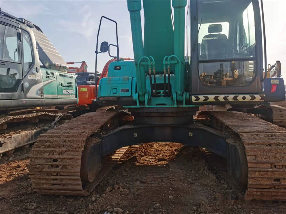 Kobelco SK210LC - Bager gusjeničar: slika Kobelco SK210LC - Bager gusjeničar Kobelco SK210LC - Bager gusjeničar: slika Kobelco SK210LC - Bager gusjeničar