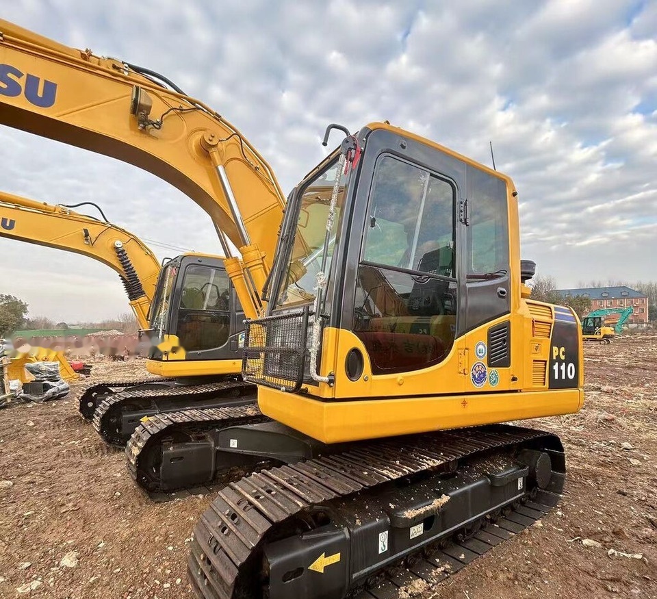 Komatsu PC110 - Bager gusjeničar: slika Komatsu PC110 - Bager gusjeničar Komatsu PC110 - Bager gusjeničar: slika Komatsu PC110 - Bager gusjeničar