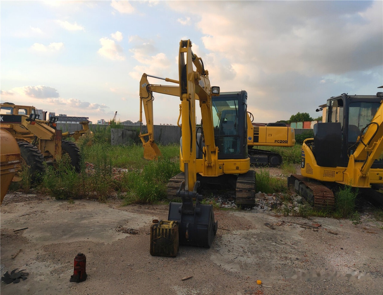 Komatsu PC55 - Mini bager: slika Komatsu PC55 - Mini bager Komatsu PC55 - Mini bager: slika Komatsu PC55 - Mini bager