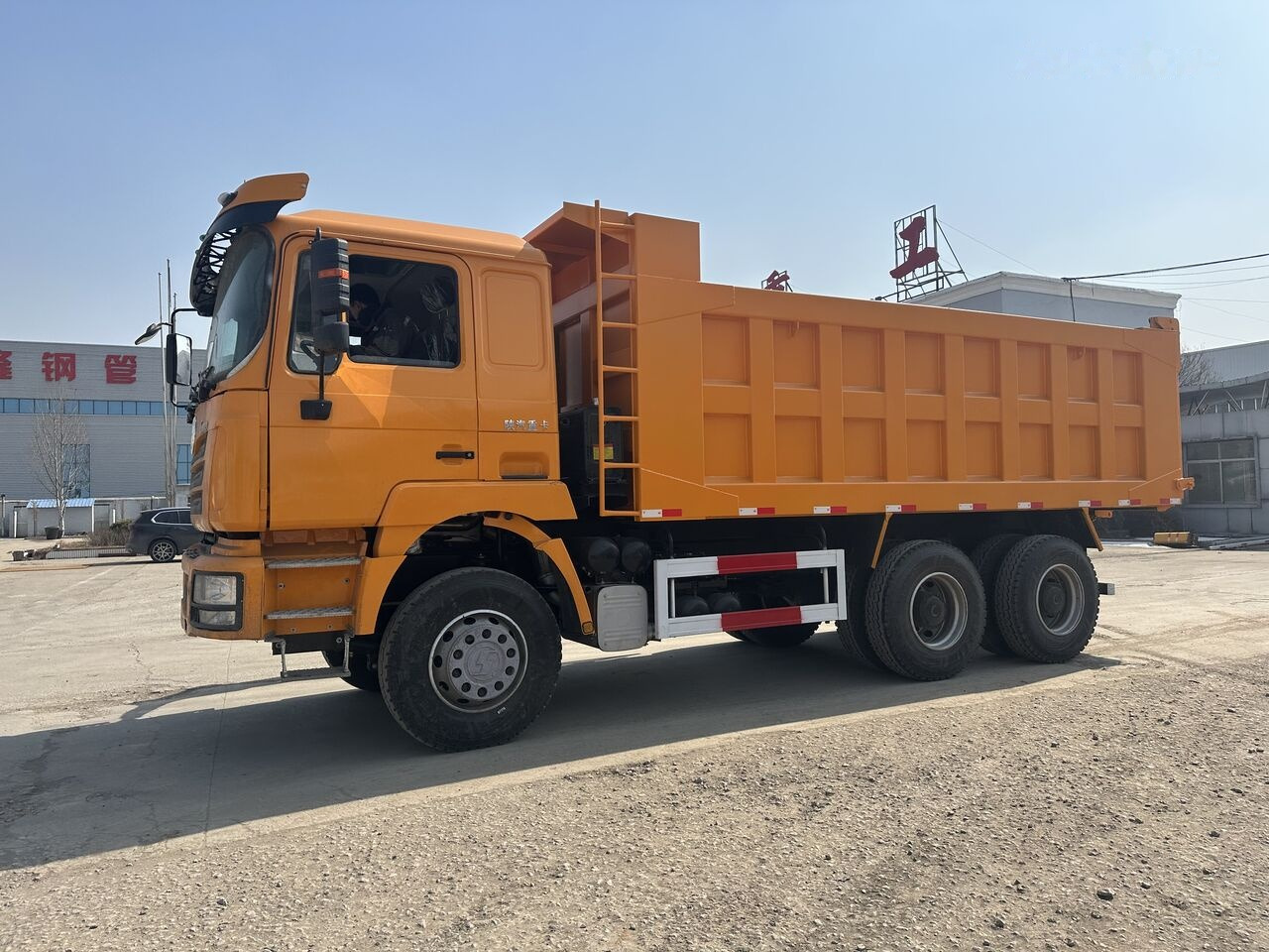 Shacman F3000 - Kiper: slika Shacman F3000 - Kiper Shacman F3000 - Kiper: slika Shacman F3000 - Kiper