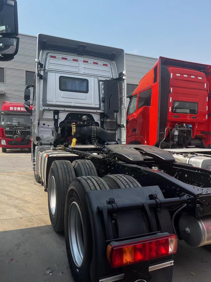 Foton Auman EST A510 - Tegljač: slika Foton Auman EST A510 - Tegljač Foton Auman EST A510 - Tegljač: slika Foton Auman EST A510 - Tegljač