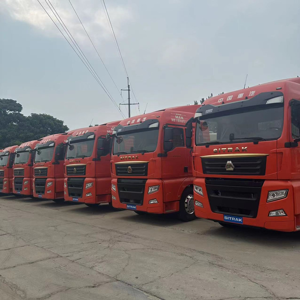 Sinotruk - Tegljač: slika Sinotruk - Tegljač Sinotruk - Tegljač: slika Sinotruk - Tegljač