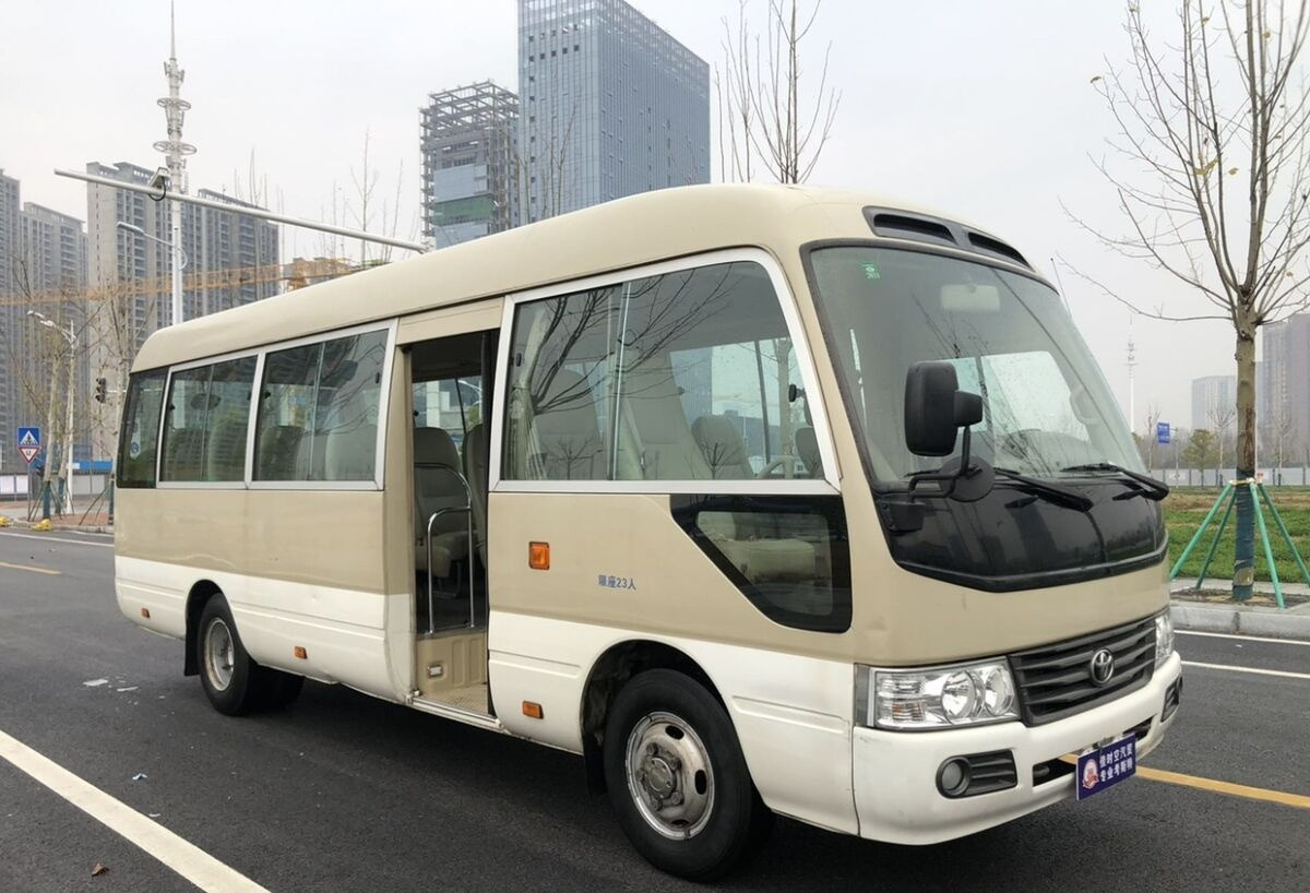 Toyota Coaster - Prigradski autobus: slika Toyota Coaster - Prigradski autobus Toyota Coaster - Prigradski autobus: slika Toyota Coaster - Prigradski autobus