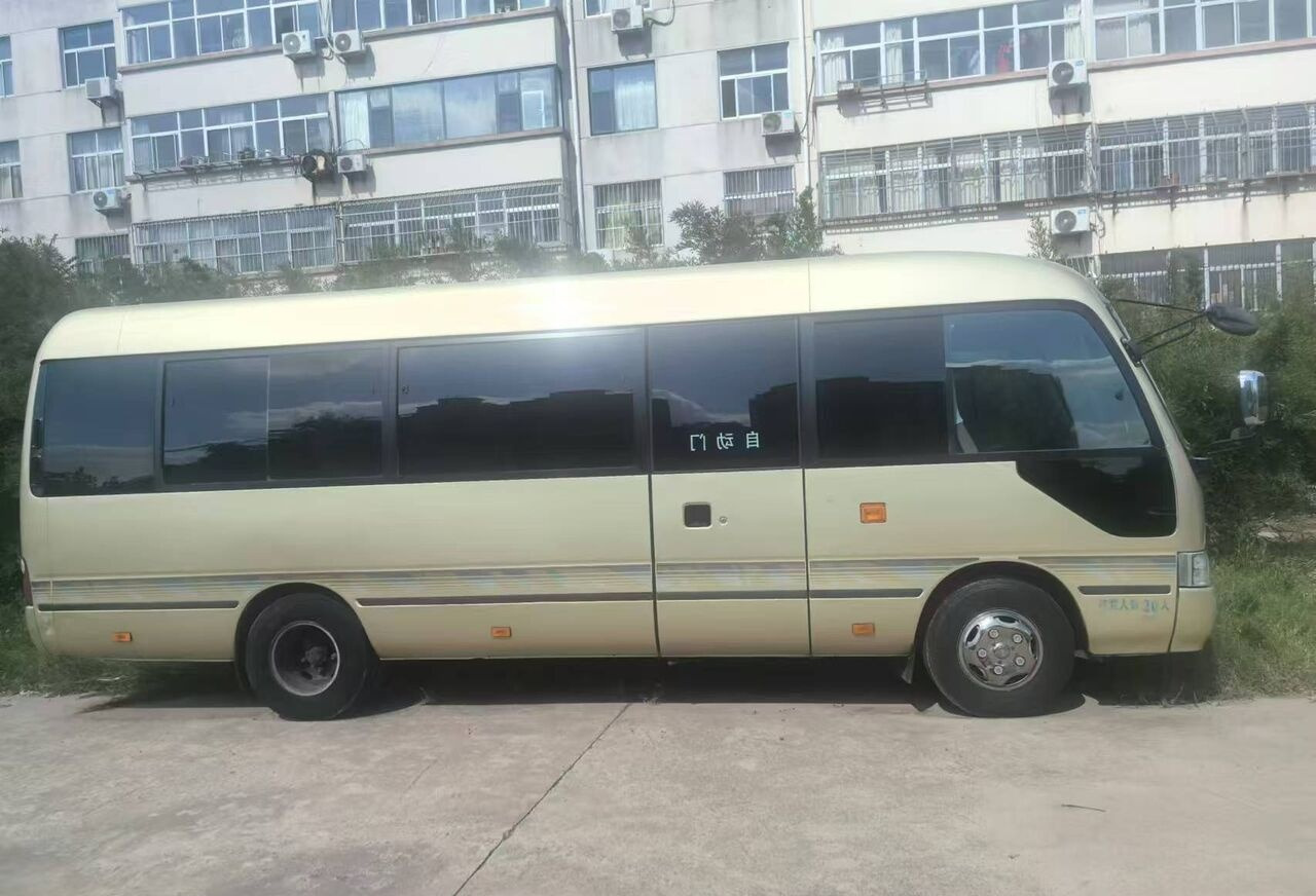 Toyota Coaster - Prigradski autobus: slika Toyota Coaster - Prigradski autobus Toyota Coaster - Prigradski autobus: slika Toyota Coaster - Prigradski autobus