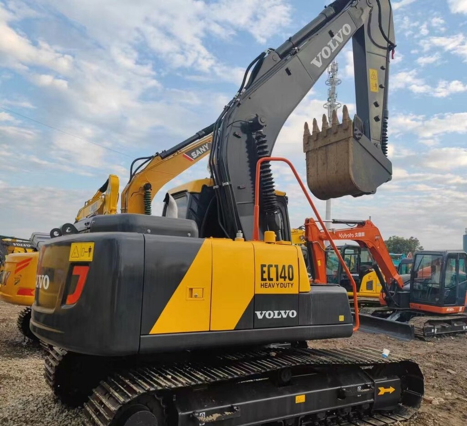 Volvo EC140 - Bager gusjeničar: slika Volvo EC140 - Bager gusjeničar Volvo EC140 - Bager gusjeničar: slika Volvo EC140 - Bager gusjeničar
