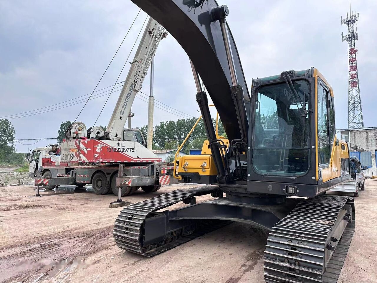 Volvo EC240 - Bager gusjeničar: slika Volvo EC240 - Bager gusjeničar Volvo EC240 - Bager gusjeničar: slika Volvo EC240 - Bager gusjeničar
