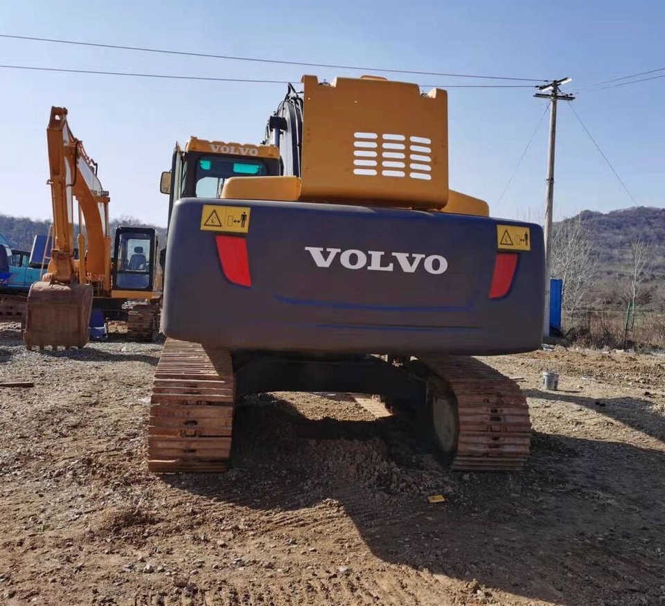 Volvo EC240LC - Bager gusjeničar: slika Volvo EC240LC - Bager gusjeničar Volvo EC240LC - Bager gusjeničar: slika Volvo EC240LC - Bager gusjeničar