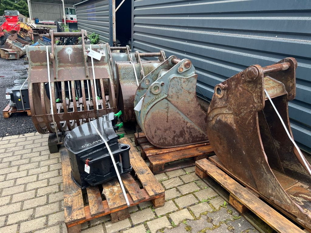 Terex TC 48 Terex TC 48 u.35u. - Korpa za bager za Građevinski strojevi: slika Terex TC 48 Terex TC 48 u.35u. - Korpa za bager za Građevinski strojevi Terex TC 48 Terex TC 48 u.35u. - Korpa za bager za Građevinski strojevi: slika Terex TC 48 Terex TC 48 u.35u. - Korpa za bager za Građevinski strojevi