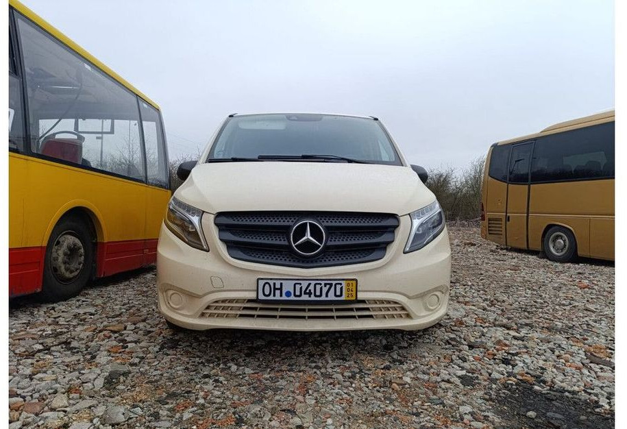 Mercedes-Benz Vito Tourer - Drugi strojevi: slika Mercedes-Benz Vito Tourer - Drugi strojevi Mercedes-Benz Vito Tourer - Drugi strojevi: slika Mercedes-Benz Vito Tourer - Drugi strojevi