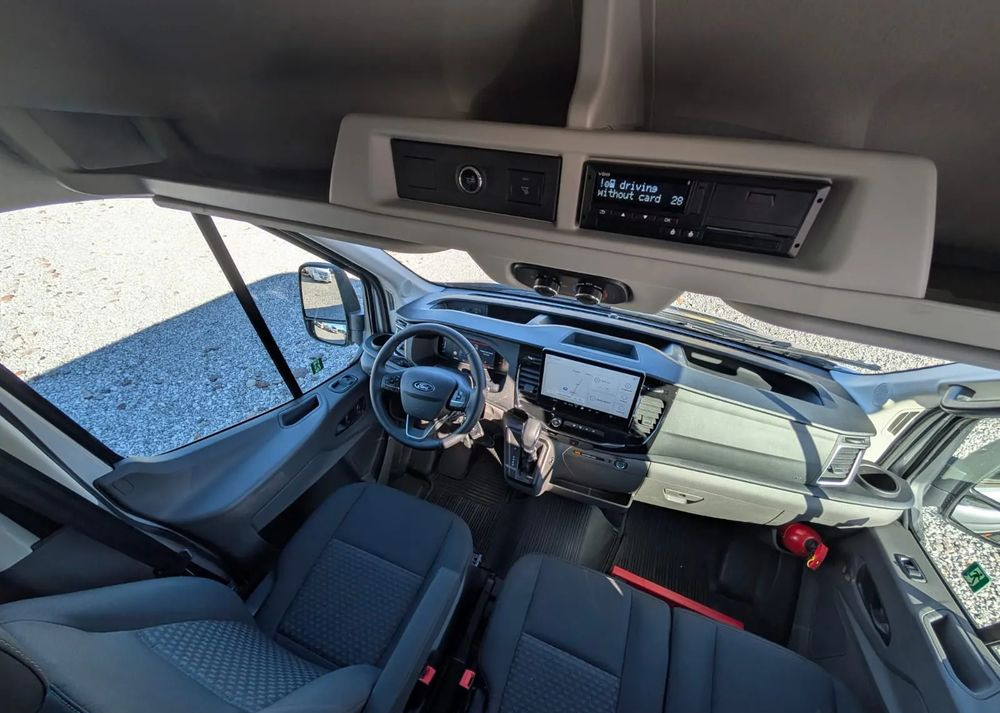 Novi Minibus, Putnički kombi Ford Transit: slika Novi Minibus, Putnički kombi Ford Transit