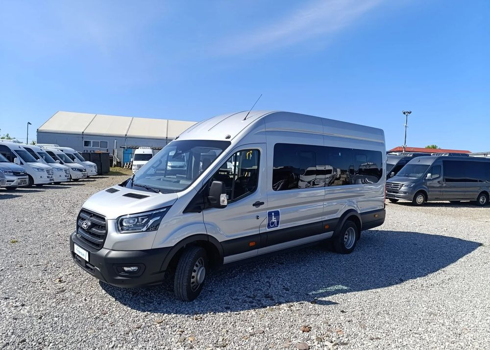 Minibus, Putnički kombi Ford Transit: slika Minibus, Putnički kombi Ford Transit