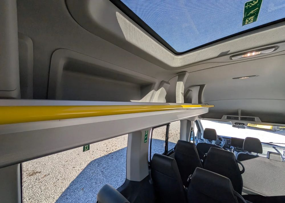 Novi Minibus, Putnički kombi Ford Transit: slika Novi Minibus, Putnički kombi Ford Transit