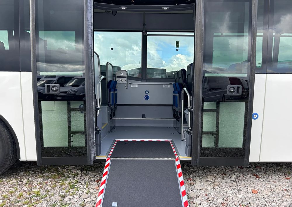 Iveco Crossway LE - Gradski autobus: slika  Iveco Crossway LE - Gradski autobus Iveco Crossway LE - Gradski autobus: slika  Iveco Crossway LE - Gradski autobus