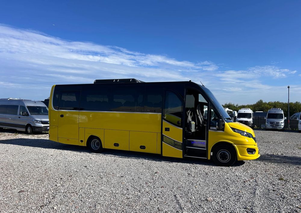 Iveco Daily - Minibus, Putnički kombi: slika  Iveco Daily - Minibus, Putnički kombi Iveco Daily - Minibus, Putnički kombi: slika  Iveco Daily - Minibus, Putnički kombi