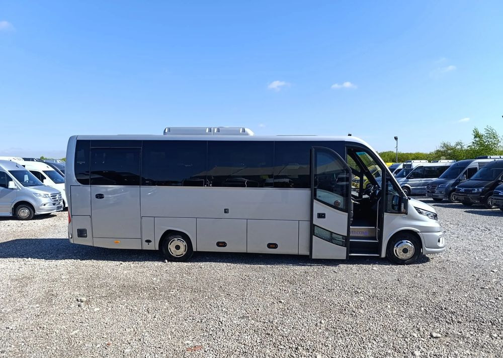 Iveco Daily - Minibus, Putnički kombi: slika Iveco Daily - Minibus, Putnički kombi Iveco Daily - Minibus, Putnički kombi: slika Iveco Daily - Minibus, Putnički kombi