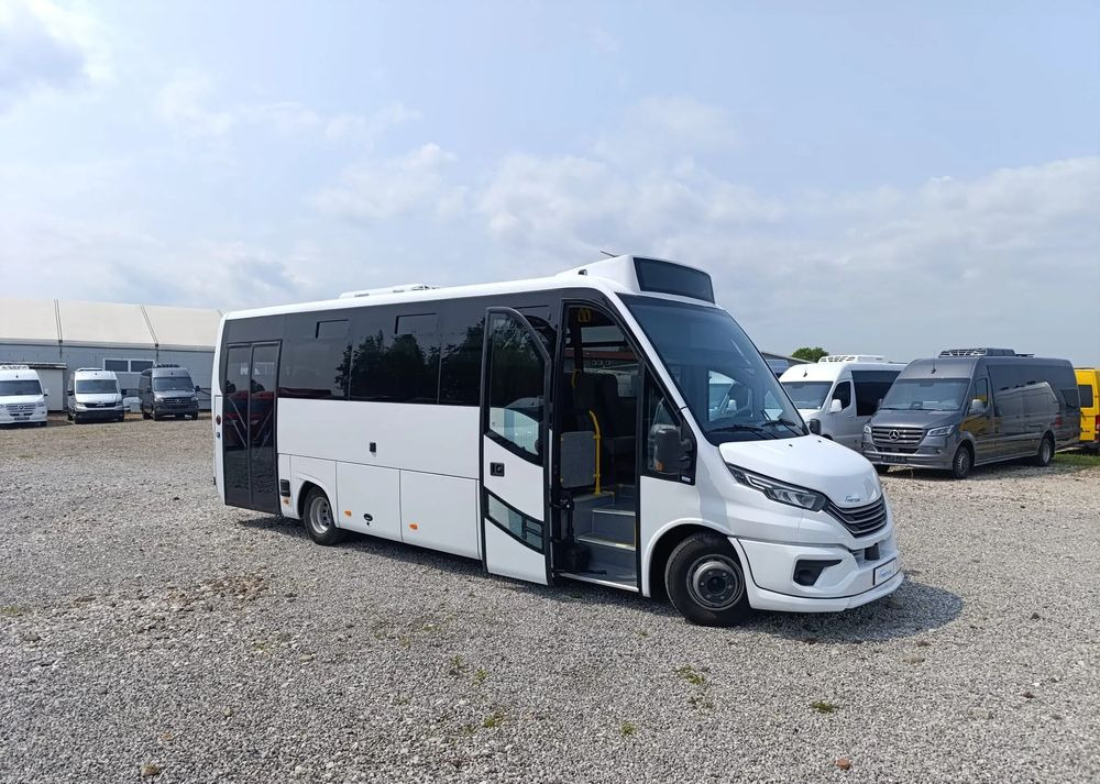 Iveco Mercus Daily City - Minibus, Putnički kombi: slika Iveco Mercus Daily City - Minibus, Putnički kombi Iveco Mercus Daily City - Minibus, Putnički kombi: slika Iveco Mercus Daily City - Minibus, Putnički kombi