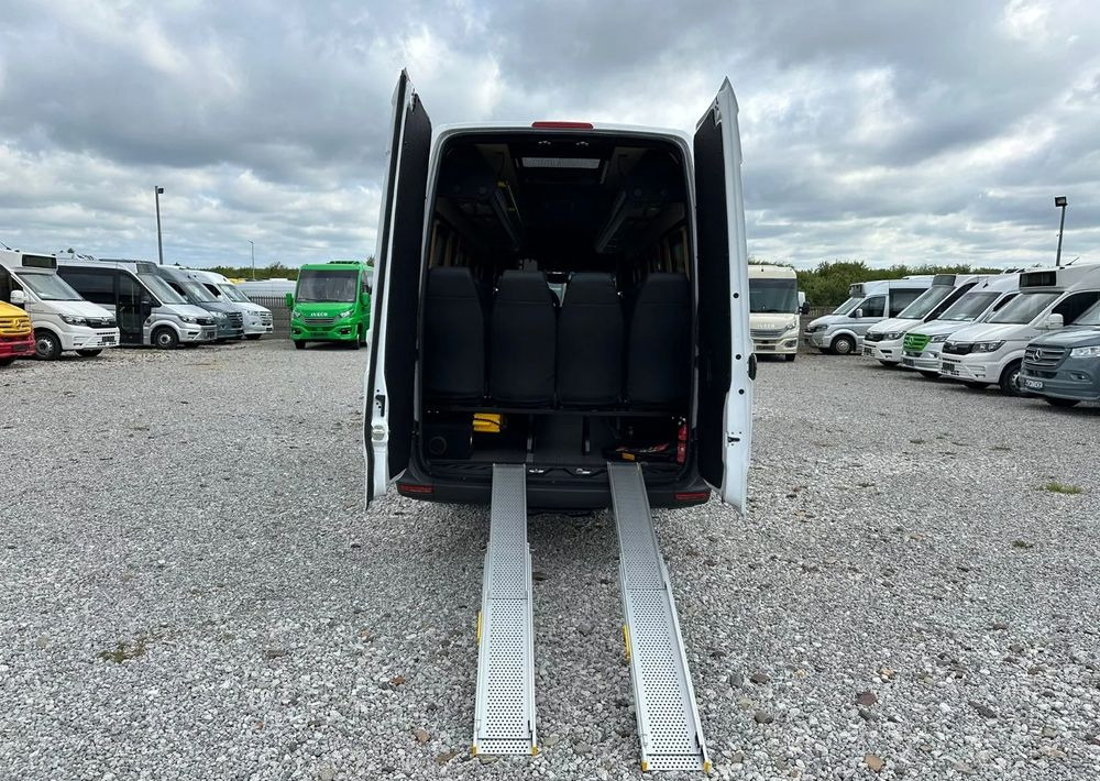 Mercedes-Benz Sprinter 517 - Minibus, Putnički kombi: slika Mercedes-Benz Sprinter 517 - Minibus, Putnički kombi Mercedes-Benz Sprinter 517 - Minibus, Putnički kombi: slika Mercedes-Benz Sprinter 517 - Minibus, Putnički kombi