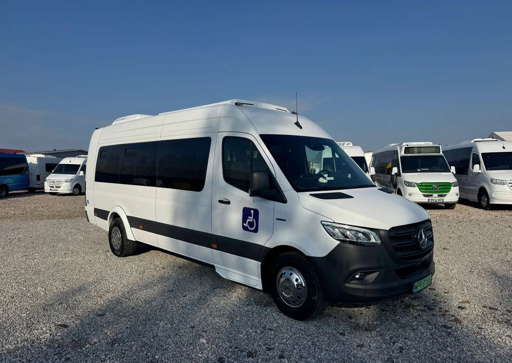 Mercedes-Benz Sprinter - Minibus, Električni autobus: slika Mercedes-Benz Sprinter - Minibus, Električni autobus Mercedes-Benz Sprinter - Minibus, Električni autobus: slika Mercedes-Benz Sprinter - Minibus, Električni autobus