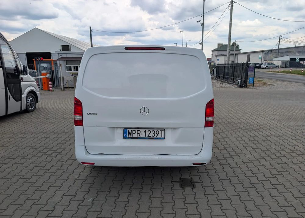 Mercedes-Benz Vito 116 - Furgon: slika Mercedes-Benz Vito 116 - Furgon Mercedes-Benz Vito 116 - Furgon: slika Mercedes-Benz Vito 116 - Furgon