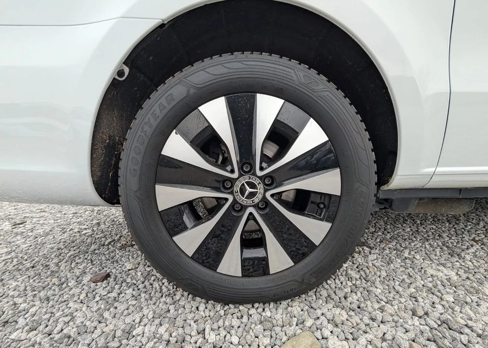 Mercedes-Benz Vito Tourer 114 - Minibus, Putnički kombi: slika Mercedes-Benz Vito Tourer 114 - Minibus, Putnički kombi Mercedes-Benz Vito Tourer 114 - Minibus, Putnički kombi: slika Mercedes-Benz Vito Tourer 114 - Minibus, Putnički kombi