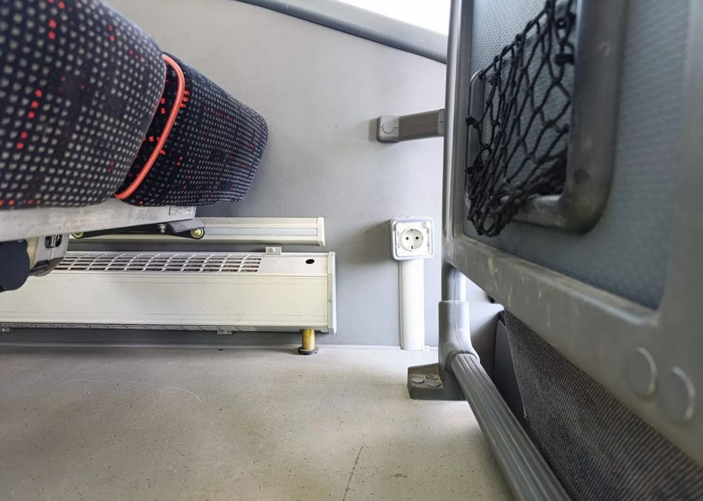 Turistički autobus Scania HIGER: slika Turistički autobus Scania HIGER Turistički autobus Scania HIGER: slika Turistički autobus Scania HIGER