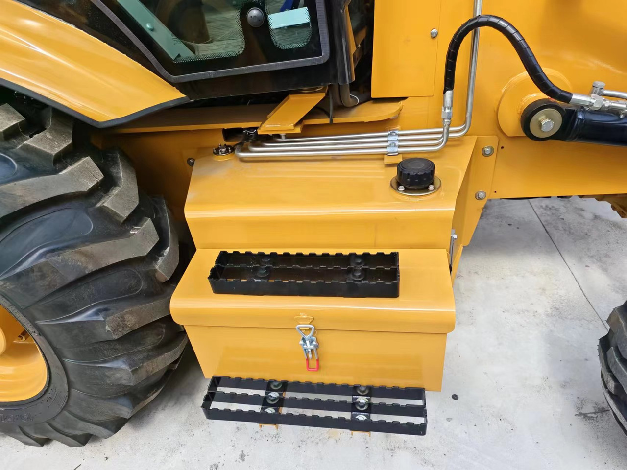 CATERPILLAR 420F - Rovokopač-utovarivač: slika CATERPILLAR 420F - Rovokopač-utovarivač CATERPILLAR 420F - Rovokopač-utovarivač: slika CATERPILLAR 420F - Rovokopač-utovarivač