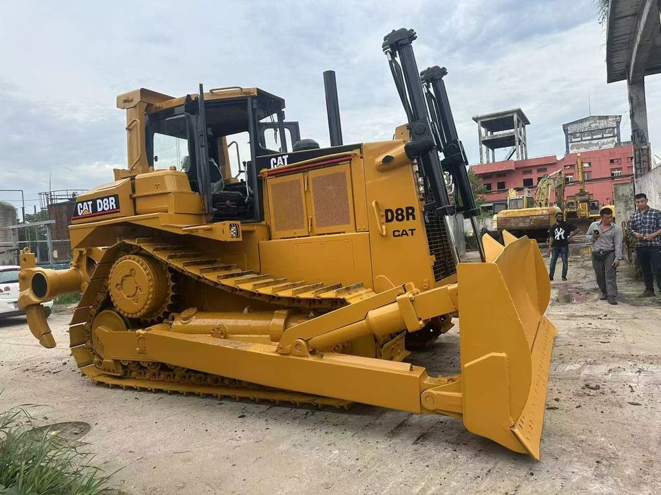 CATERPILLAR D8R - Buldožer: slika CATERPILLAR D8R - Buldožer CATERPILLAR D8R - Buldožer: slika CATERPILLAR D8R - Buldožer