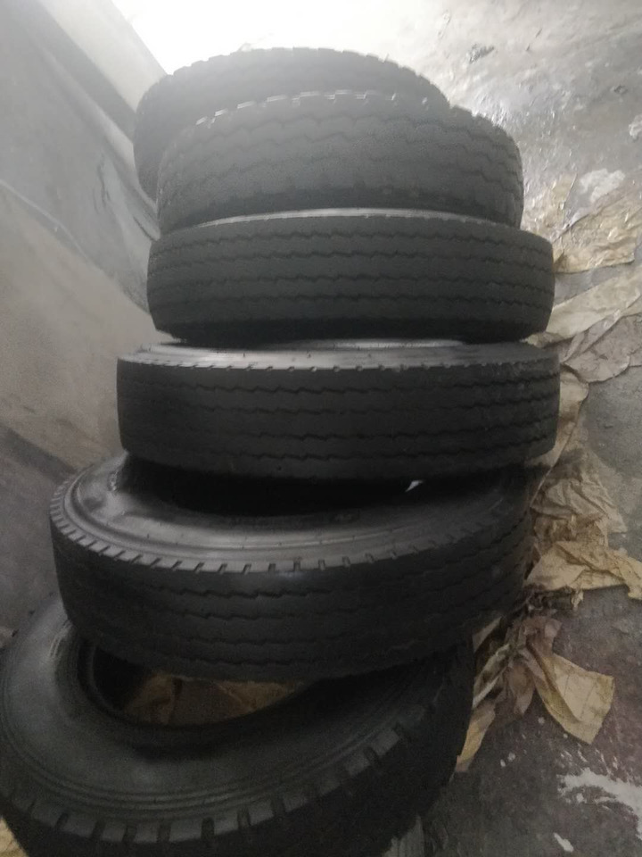 CHINA BRAND 700R16 for coaster bus toyota - Gume i felge za Prigradski autobus: slika CHINA BRAND 700R16 for coaster bus toyota - Gume i felge za Prigradski autobus CHINA BRAND 700R16 for coaster bus toyota - Gume i felge za Prigradski autobus: slika CHINA BRAND 700R16 for coaster bus toyota - Gume i felge za Prigradski autobus