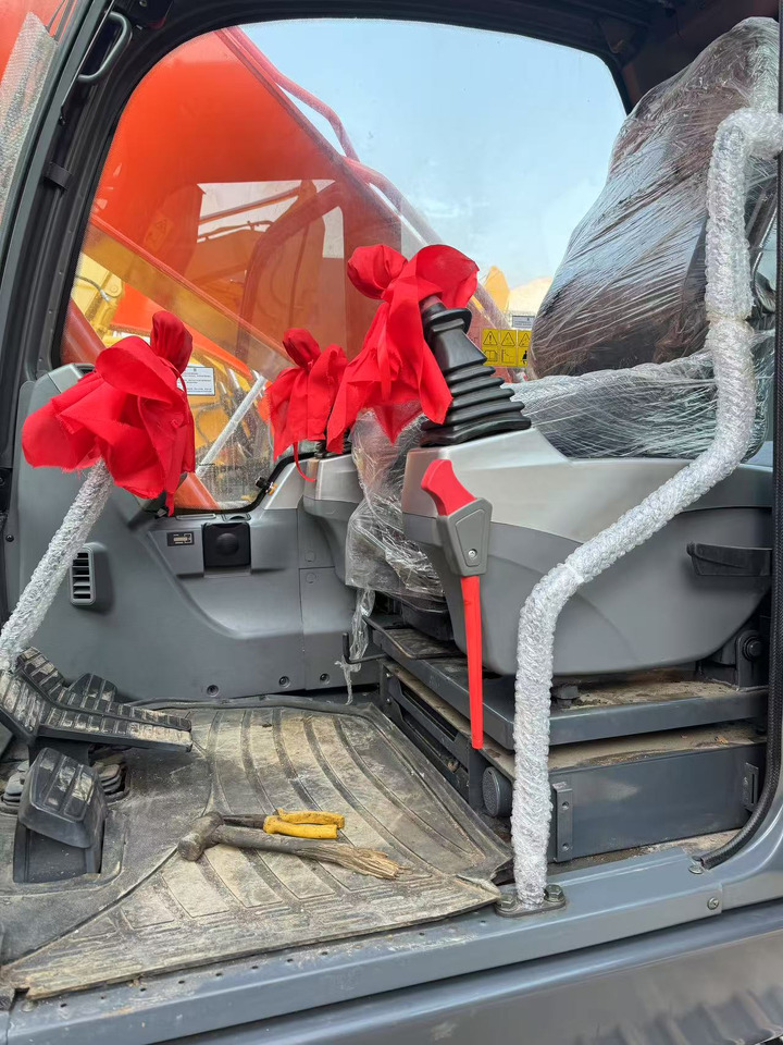 DOOSAN DX225 - Bager gusjeničar: slika DOOSAN DX225 - Bager gusjeničar DOOSAN DX225 - Bager gusjeničar: slika DOOSAN DX225 - Bager gusjeničar