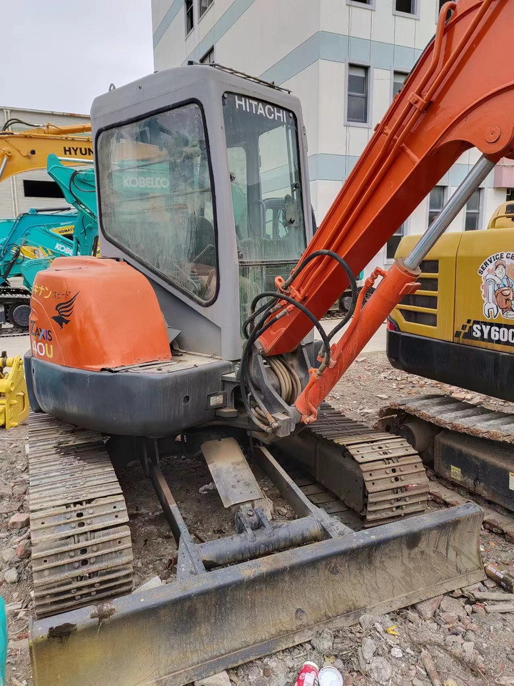 HITACHI ZX40U - Mini bager: slika HITACHI ZX40U - Mini bager HITACHI ZX40U - Mini bager: slika HITACHI ZX40U - Mini bager