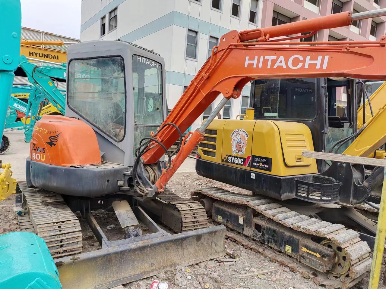 HITACHI ZX40U - Mini bager: slika HITACHI ZX40U - Mini bager HITACHI ZX40U - Mini bager: slika HITACHI ZX40U - Mini bager