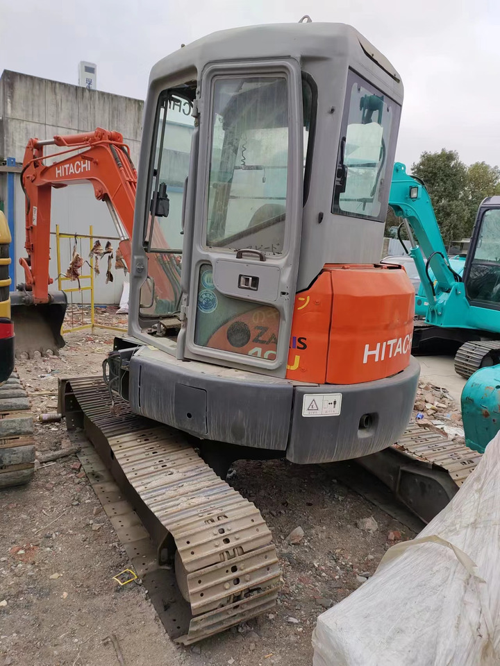HITACHI ZX40U - Mini bager: slika HITACHI ZX40U - Mini bager HITACHI ZX40U - Mini bager: slika HITACHI ZX40U - Mini bager