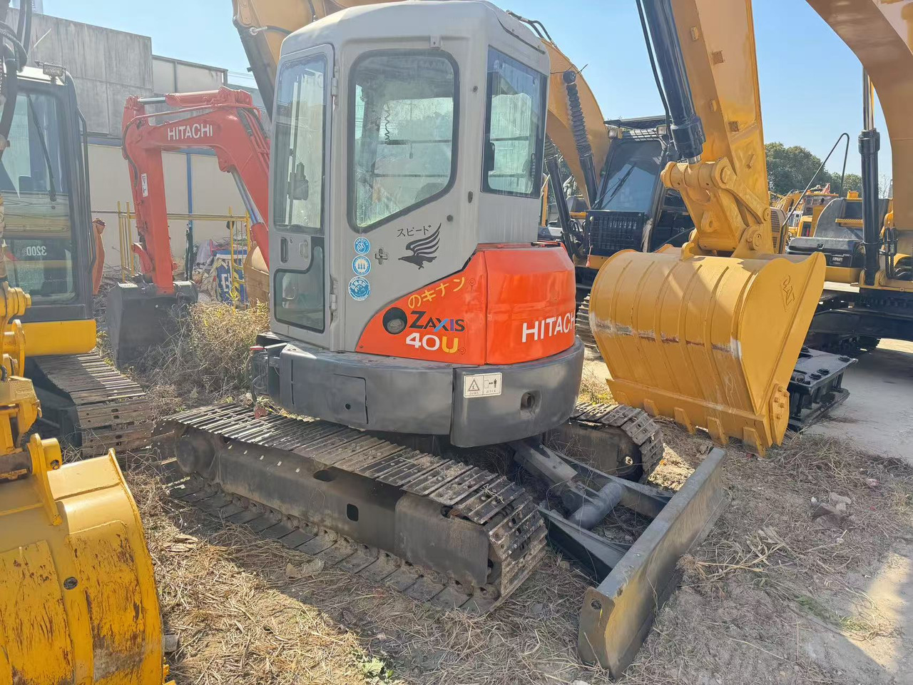 HITACHI ZX40U - Mini bager: slika HITACHI ZX40U - Mini bager HITACHI ZX40U - Mini bager: slika HITACHI ZX40U - Mini bager