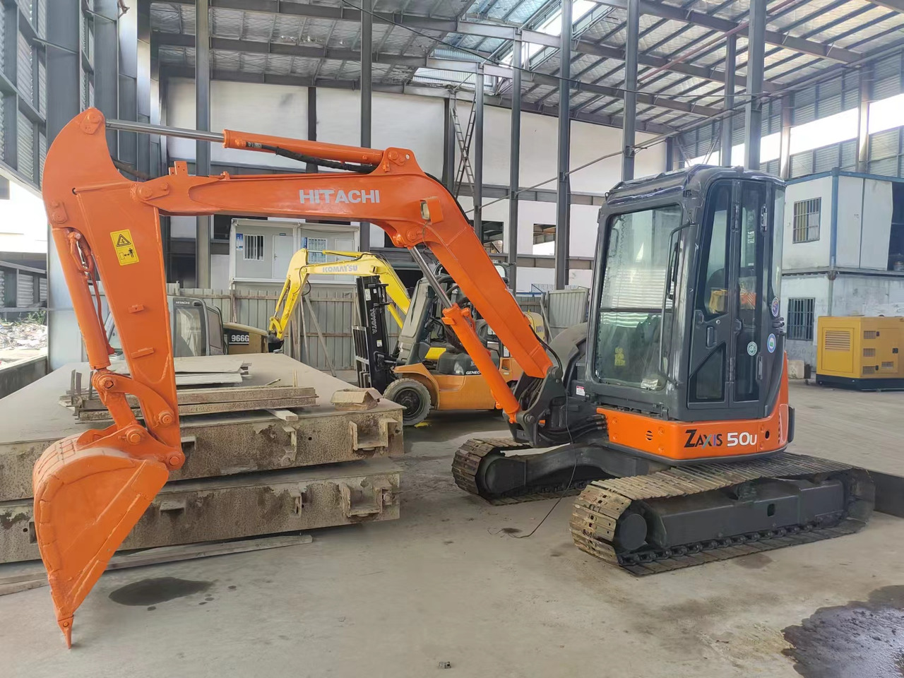 HITACHI ZX50U - Mini bager: slika HITACHI ZX50U - Mini bager HITACHI ZX50U - Mini bager: slika HITACHI ZX50U - Mini bager