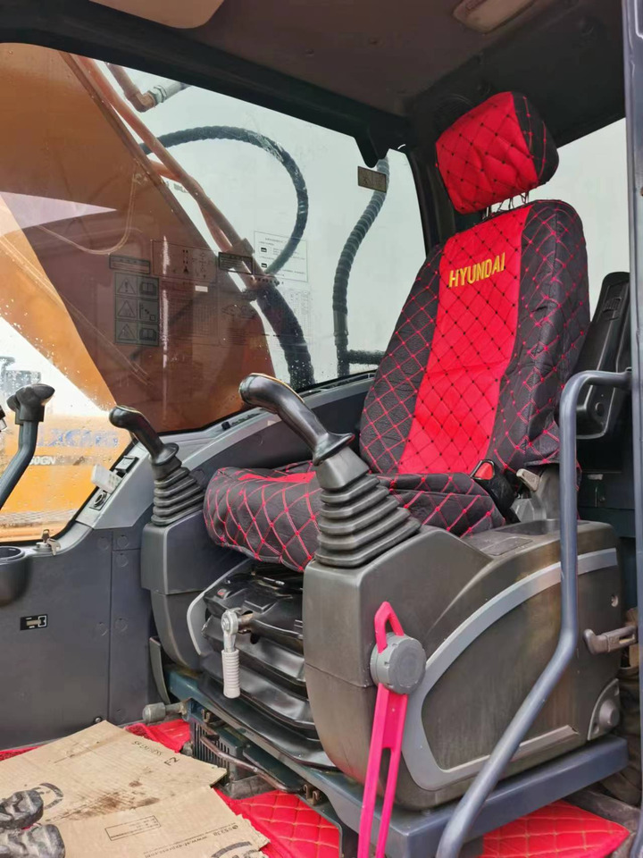 HYUNDAI 305LC-9T - Bager gusjeničar: slika HYUNDAI 305LC-9T - Bager gusjeničar HYUNDAI 305LC-9T - Bager gusjeničar: slika HYUNDAI 305LC-9T - Bager gusjeničar