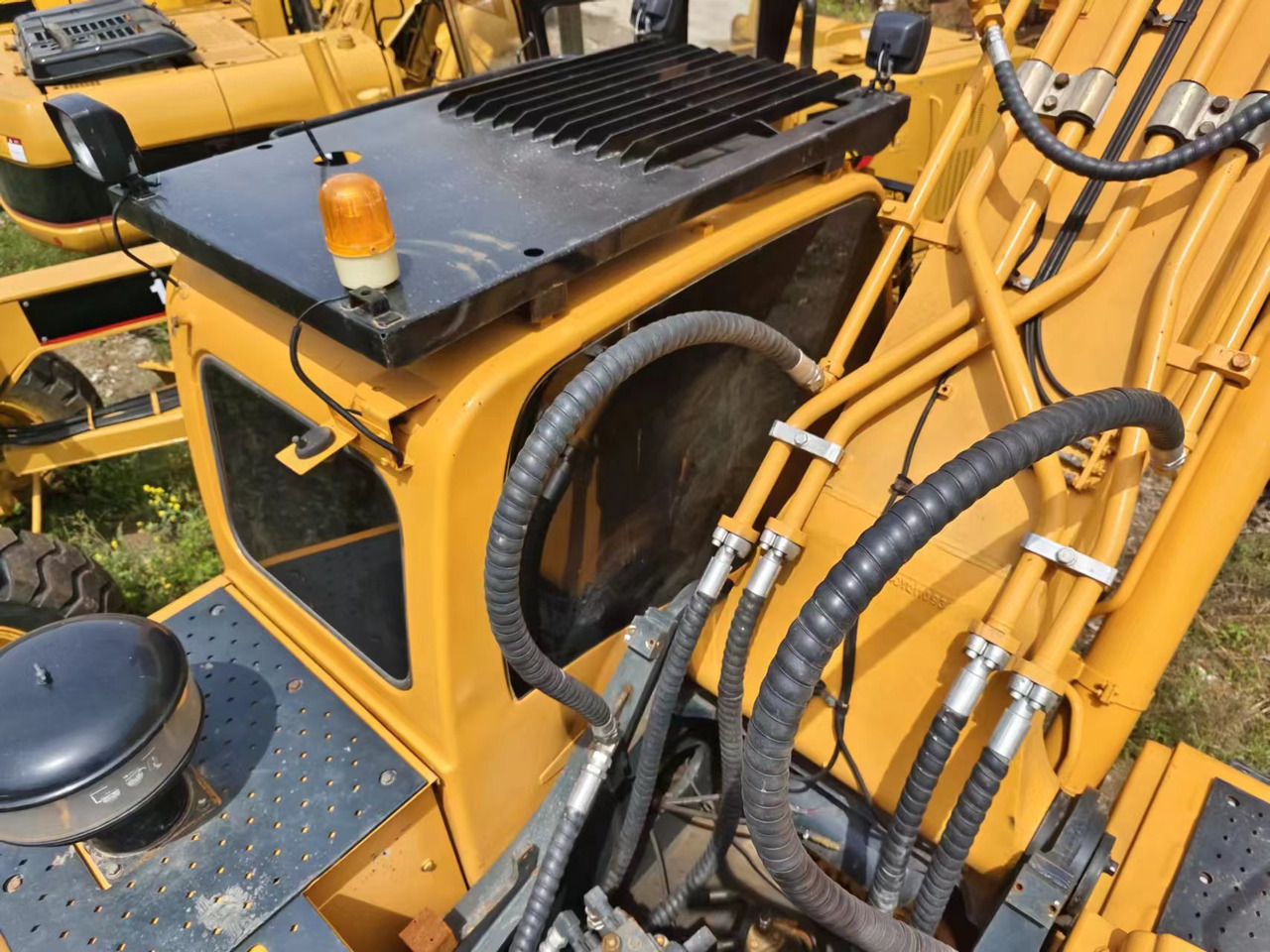 HYUNDAI R385LC-9T - Bager gusjeničar: slika HYUNDAI R385LC-9T - Bager gusjeničar HYUNDAI R385LC-9T - Bager gusjeničar: slika HYUNDAI R385LC-9T - Bager gusjeničar