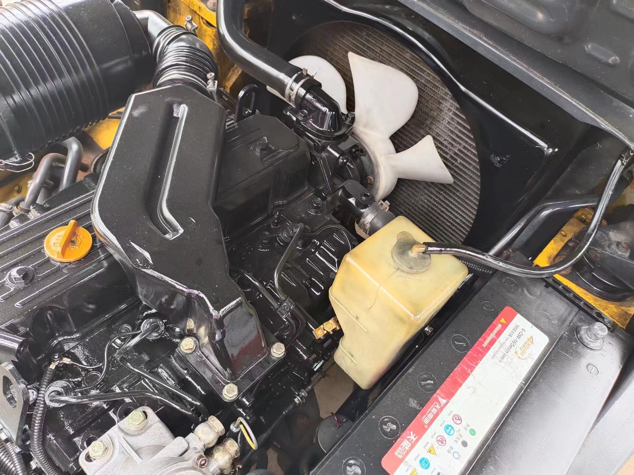 KOMATSU FD30 FD50 FD70 Japanese diesel forklift - Diesel viličar: slika KOMATSU FD30 FD50 FD70 Japanese diesel forklift - Diesel viličar KOMATSU FD30 FD50 FD70 Japanese diesel forklift - Diesel viličar: slika KOMATSU FD30 FD50 FD70 Japanese diesel forklift - Diesel viličar