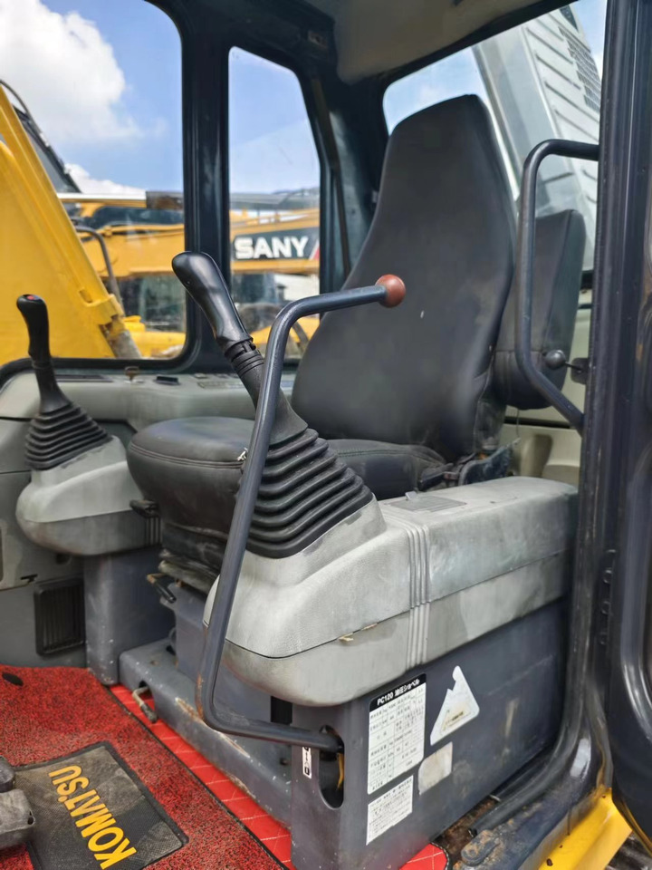 KOMATSU PC120-6 - Bager gusjeničar: slika KOMATSU PC120-6 - Bager gusjeničar KOMATSU PC120-6 - Bager gusjeničar: slika KOMATSU PC120-6 - Bager gusjeničar