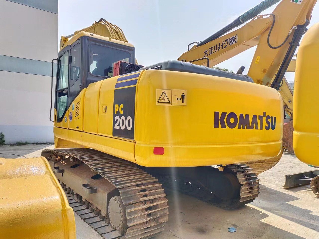 KOMATSU PC200-7 - Bager gusjeničar: slika KOMATSU PC200-7 - Bager gusjeničar KOMATSU PC200-7 - Bager gusjeničar: slika KOMATSU PC200-7 - Bager gusjeničar