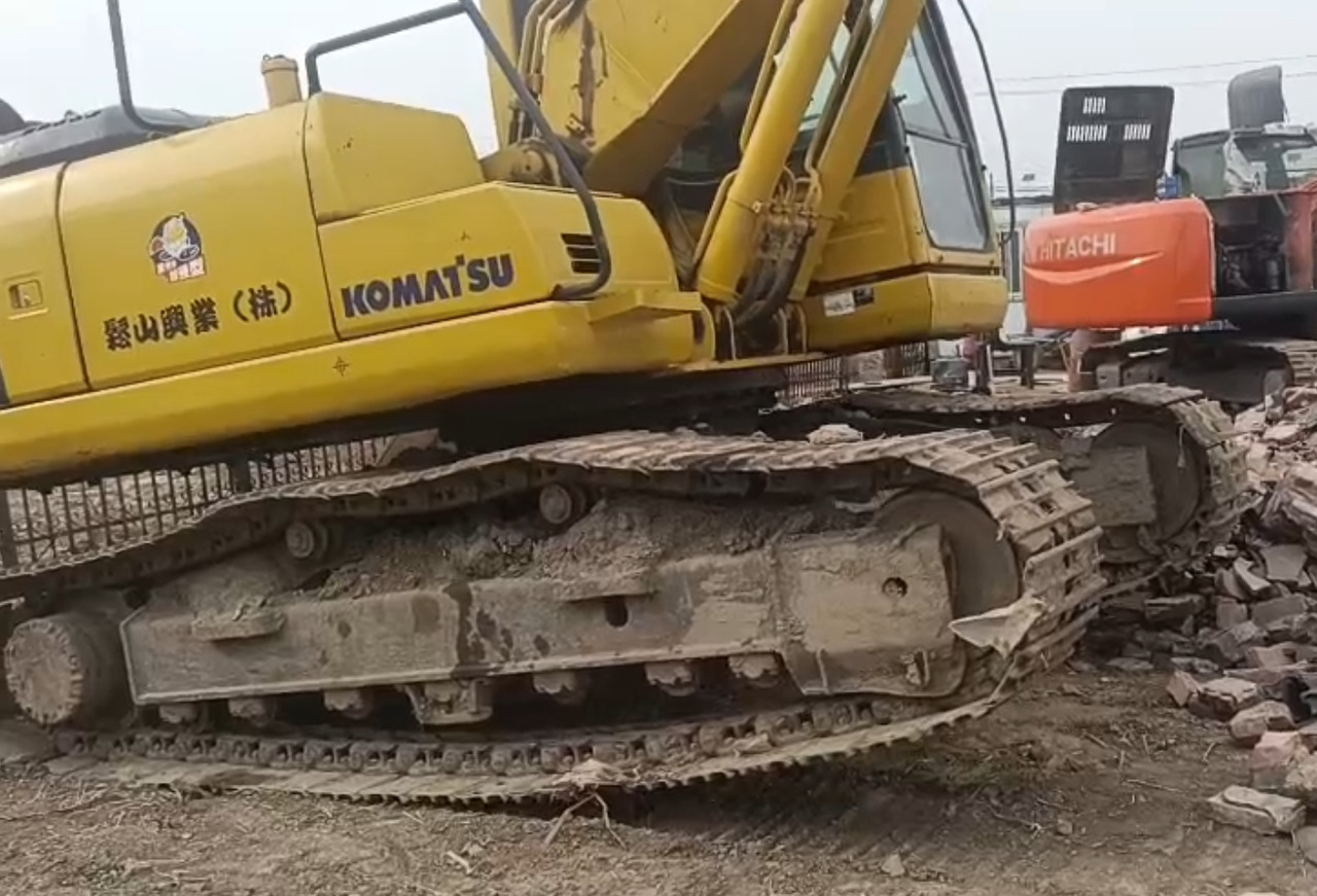 KOMATSU PC200-8N1 - Bager gusjeničar: slika KOMATSU PC200-8N1 - Bager gusjeničar KOMATSU PC200-8N1 - Bager gusjeničar: slika KOMATSU PC200-8N1 - Bager gusjeničar