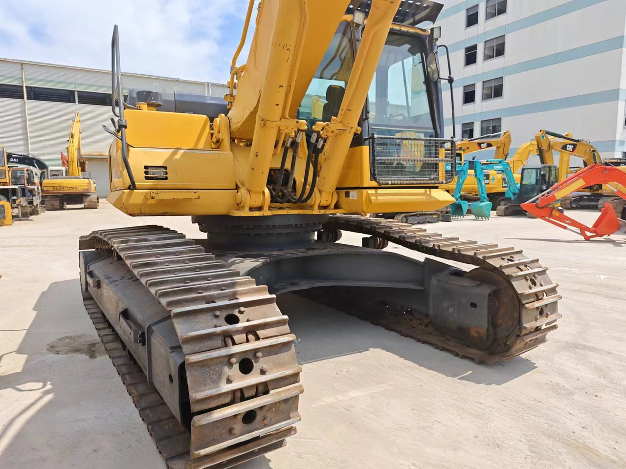 KOMATSU PC400-8R - Bager gusjeničar: slika KOMATSU PC400-8R - Bager gusjeničar KOMATSU PC400-8R - Bager gusjeničar: slika KOMATSU PC400-8R - Bager gusjeničar