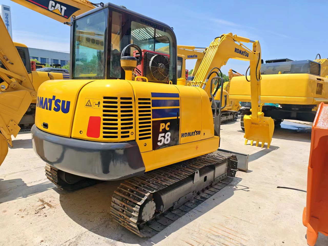 KOMATSU PC58-8 - Mini bager: slika KOMATSU PC58-8 - Mini bager KOMATSU PC58-8 - Mini bager: slika KOMATSU PC58-8 - Mini bager